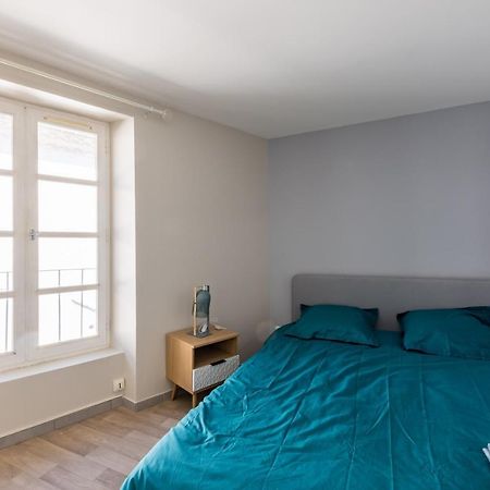 Appartement La Tour - Appt Climatise Pour 2 à Aubenas Extérieur photo